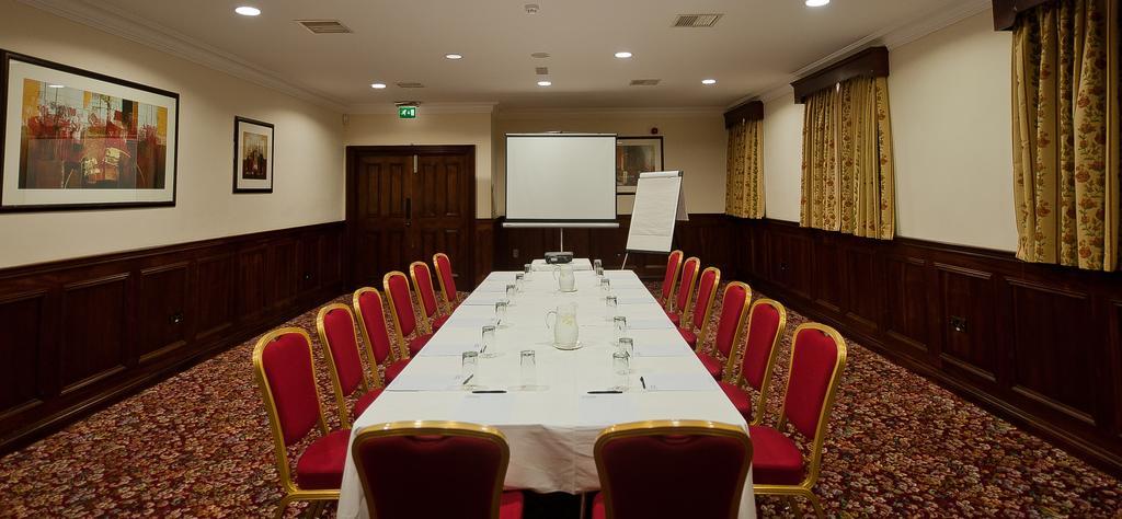 Corr'S Corner Hotel Newtownabbey Exteriör bild
