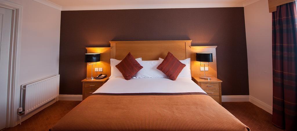 Corr'S Corner Hotel Newtownabbey Exteriör bild